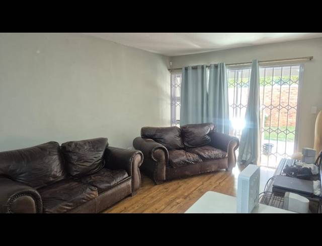 1 BEDROOM APARTMENT FOR SALE IN LINDEN